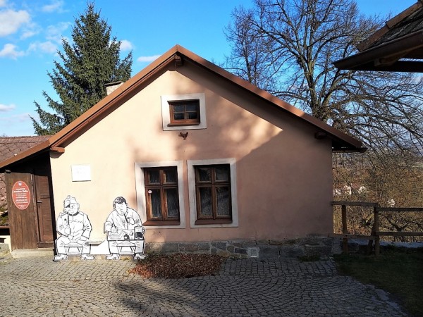 CHATA NA VYSOČINĚ S KRÁSNÝM VÝHLEDEM DO KRAJINY