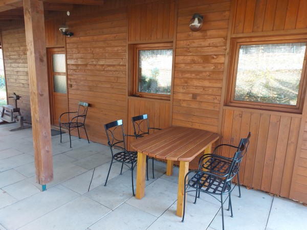 CHATA NA VYSOČINĚ S KRÁSNÝM VÝHLEDEM DO KRAJINY