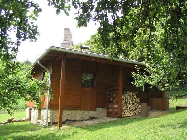 CHATA NA VYSOČINĚ S KRÁSNÝM VÝHLEDEM DO KRAJINY