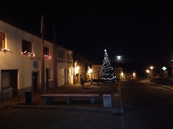 CHATA NA VYSOČINĚ S KRÁSNÝM VÝHLEDEM DO KRAJINY