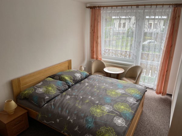 CHALUPA - JÁNSKÉ LÁZNĚ