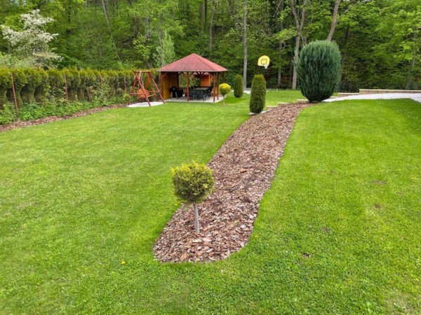 CHALUPA - JÁNSKÉ LÁZNĚ