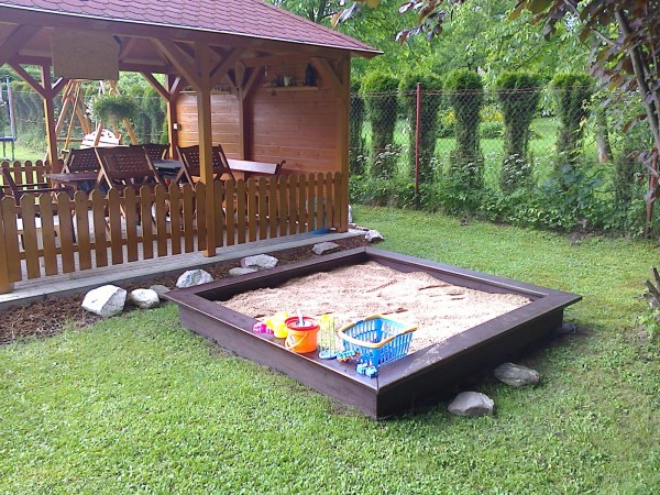 CHALUPA - JÁNSKÉ LÁZNĚ