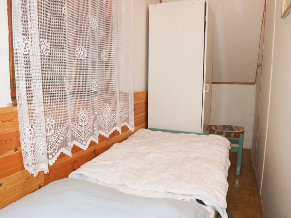 CHATA K PRONÁJMU U RYBNÍKA