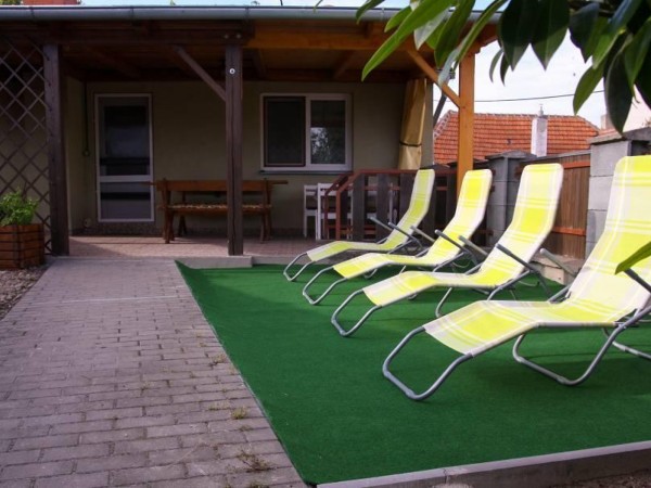 CHALUPA NAD VINNÝM SKLEPEM