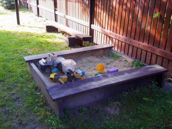 CHATA K PRONAJMUTÍ V BESKYDECH