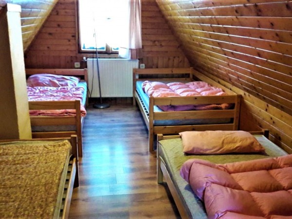 CHATA K PRONAJMUTÍ V BESKYDECH