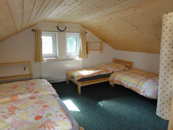 CHALUPA S VYŽITÍM PRO DĚTI