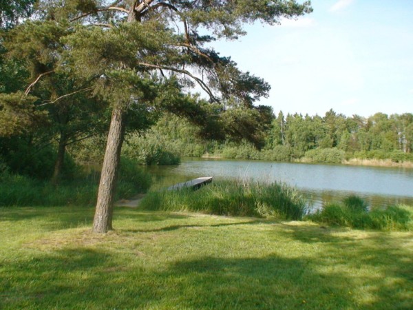 PRONÁJEM SRUBU U RYBNÍKA