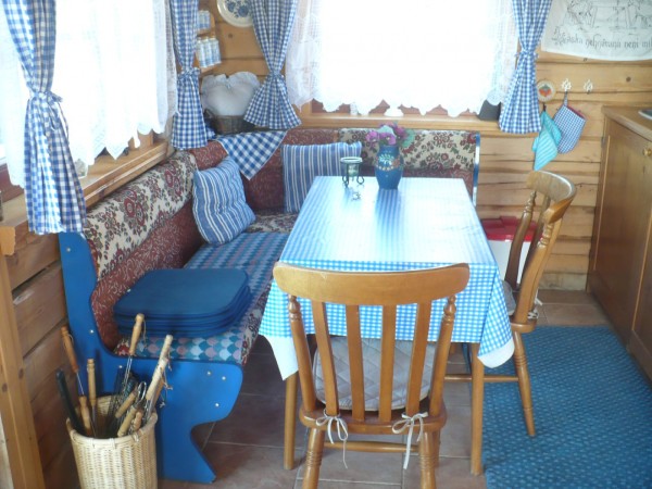 PRONÁJEM SRUBU U RYBNÍKA