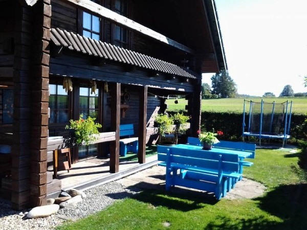 PRONÁJEM SRUBU U RYBNÍKA