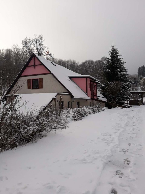 CHALUPA K PRONAJMUTÍ ADRŠPACH