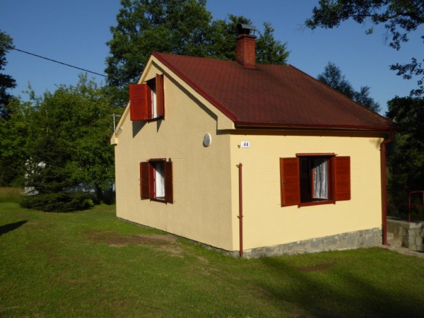 CHATA K PRONAJMUTÍ PRO RYBÁŘE