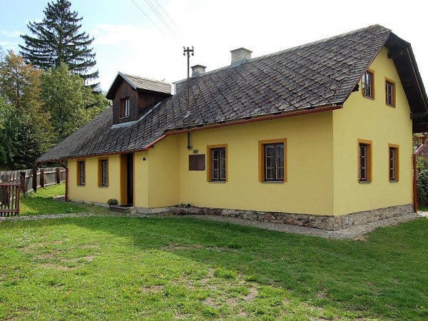 CHALUPA K PRONAJMUTÍ V JESENÍKÁCH