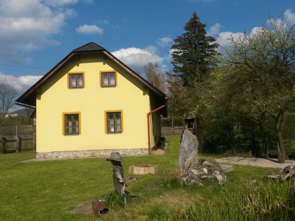 CHALUPA K PRONAJMUTÍ V JESENÍKÁCH