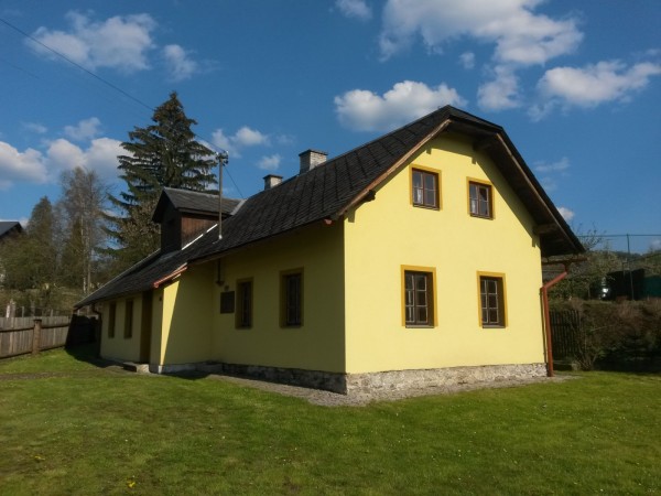 CHALUPA K PRONAJMUTÍ V JESENÍKÁCH