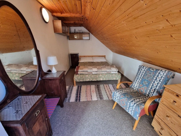 CHALUPA K PRONAJMUTÍ V JESENÍKÁCH