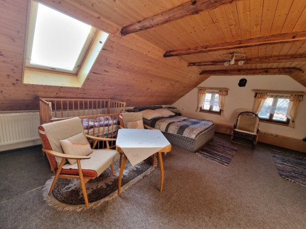 CHALUPA K PRONAJMUTÍ V JESENÍKÁCH