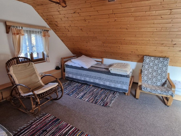 CHALUPA K PRONAJMUTÍ V JESENÍKÁCH