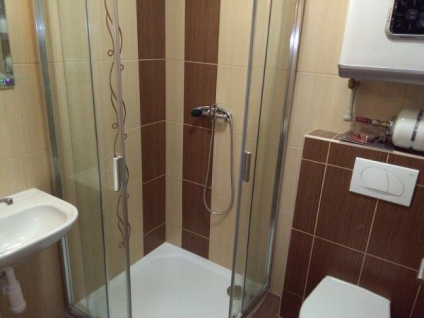 UBYTOVÁNÍ S VINNÝM SKLÍPKEM