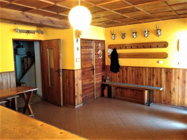 UBYTOVÁNÍ S VINNÝM SKLÍPKEM