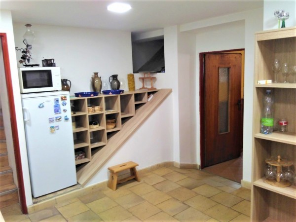 UBYTOVÁNÍ S VINNÝM SKLÍPKEM