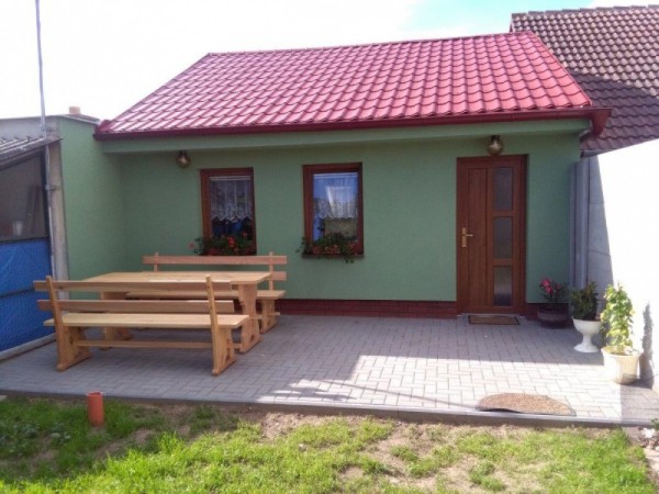 UBYTOVÁNÍ S VINNÝM SKLÍPKEM