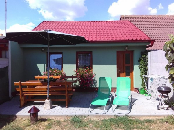 Chalupa chalupa nedaleko Břeclavi