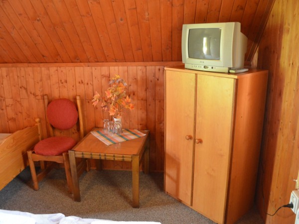BEZBARIÉROVÉ UBYTOVÁNÍ
