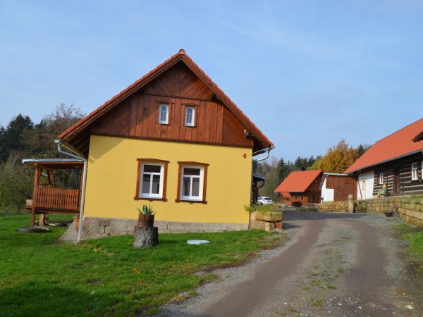 CHATY A CHALUPY V ČESKÉM RÁJI