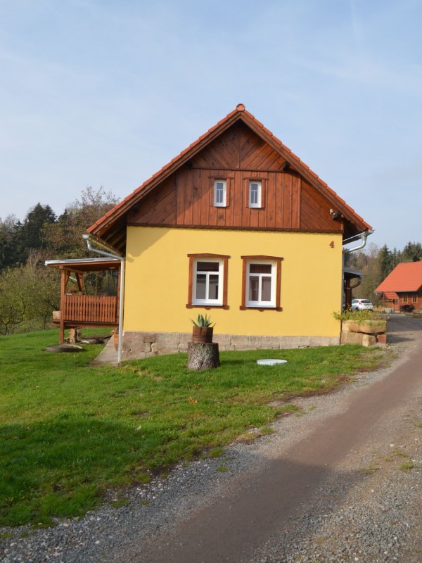 CHATY A CHALUPY V ČESKÉM RÁJI
