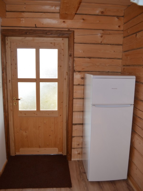 CHATY A CHALUPY K PRONAJMUTÍ