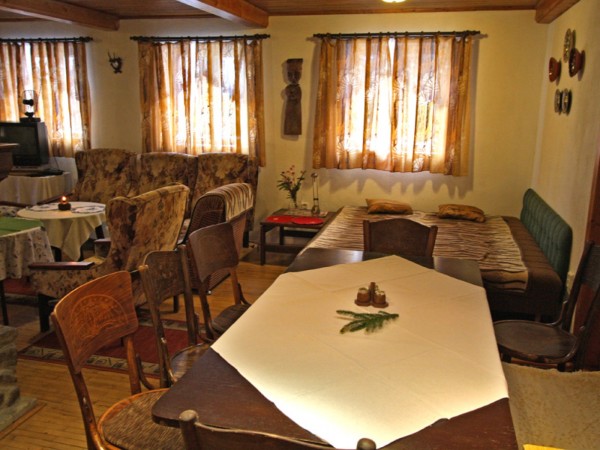 CHALUPA V KRKONOŠÍCH S BAZÉNEM