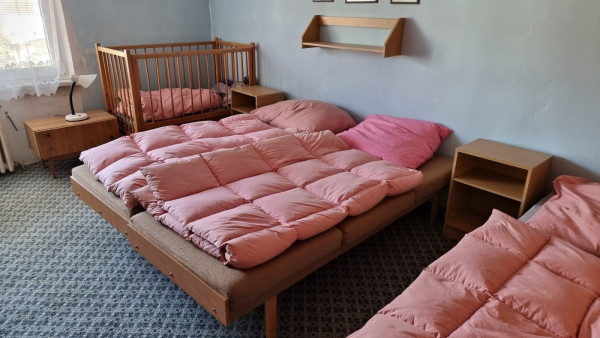 CHALUPA K PRONÁJMU JAVORNÍKY