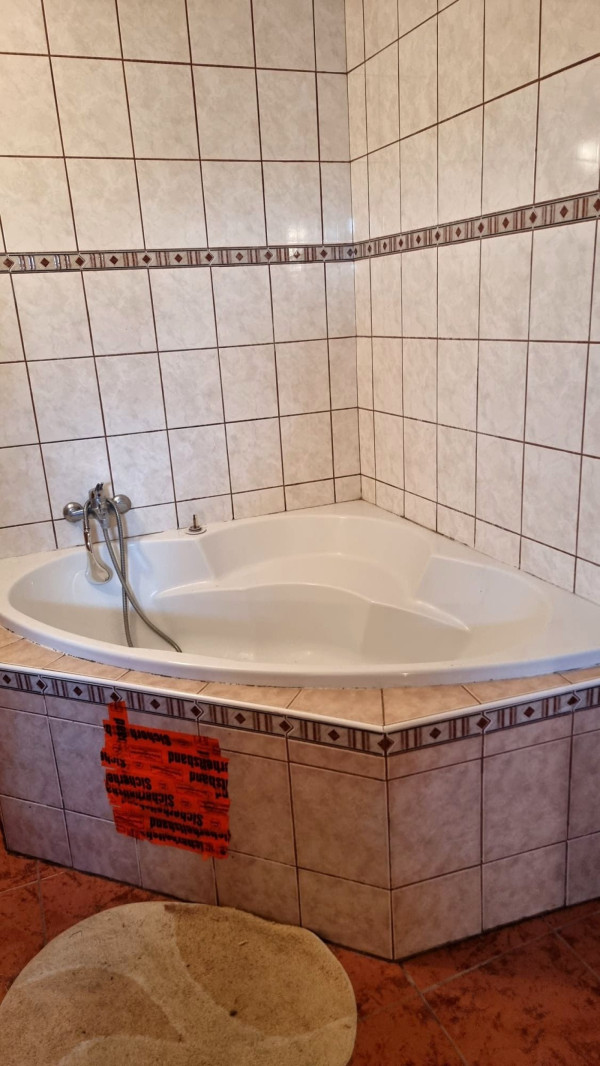 CHALUPA K PRONÁJMU JAVORNÍKY