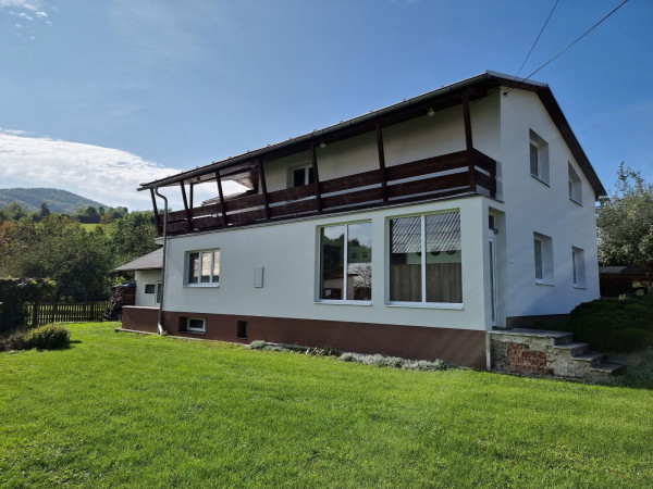 CHALUPA K PRONÁJMU JAVORNÍKY