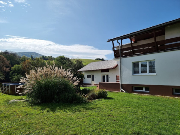 CHALUPA K PRONÁJMU JAVORNÍKY