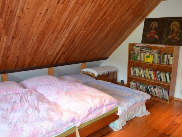 PRONÁJEM ROUBENÉ CHALUPY S KRBEM V KRKONOŠÍCH