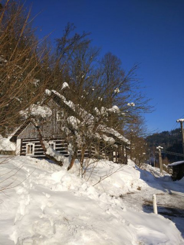 PRONÁJEM ROUBENÉ CHALUPY S KRBEM V KRKONOŠÍCH