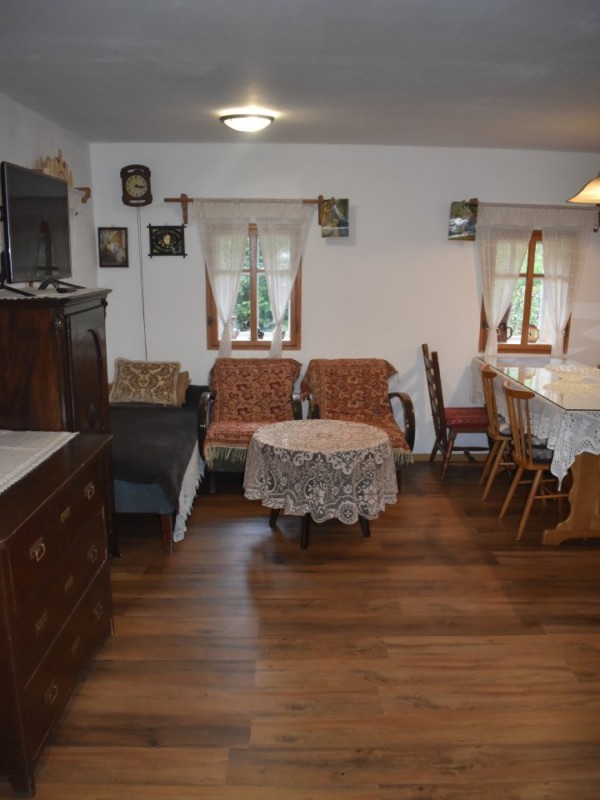 PRONÁJEM ROUBENÉ CHALUPY S KRBEM V KRKONOŠÍCH