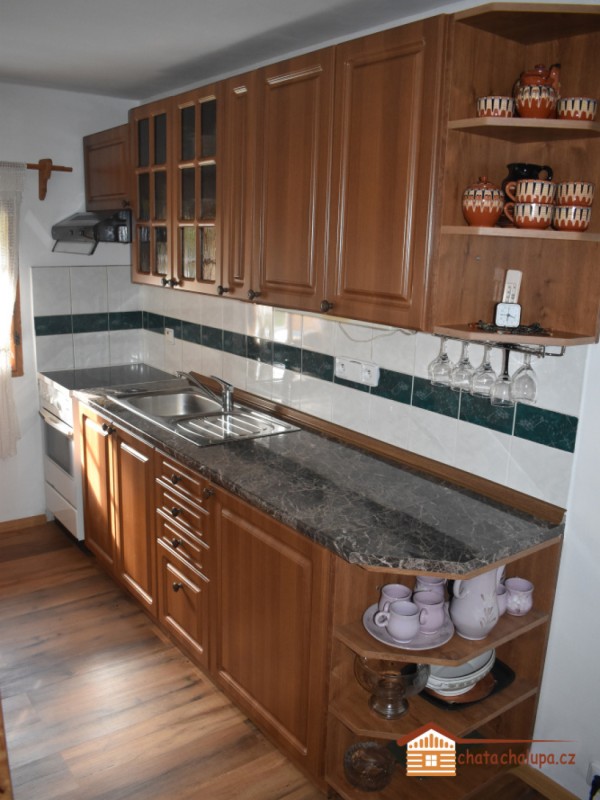 PRONÁJEM ROUBENÉ CHALUPY S KRBEM V KRKONOŠÍCH