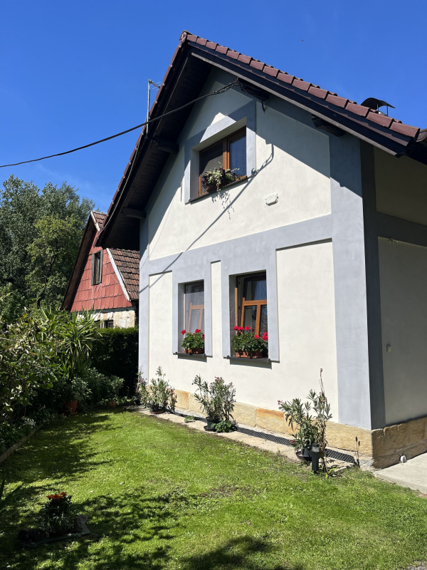 PRONÁJEM CHALUPY S BAZÉNEM V ČESKÉM RÁJI