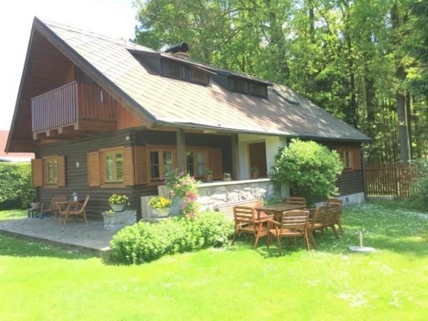 Chata chatová osada na Táborsku