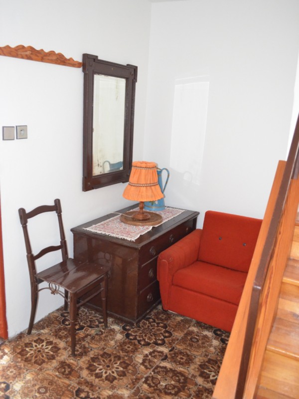 CHATA V ČESKÉM RÁJI BLÍZKO KOUPALIŠTĚ