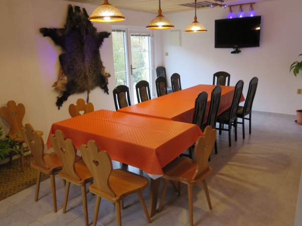 UBYTOVÁNÍ S BAZÉNEM