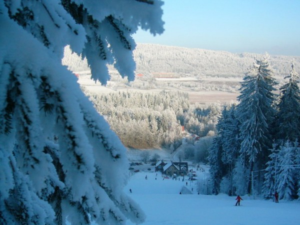 UBYTOVÁNÍ S BAZÉNEM