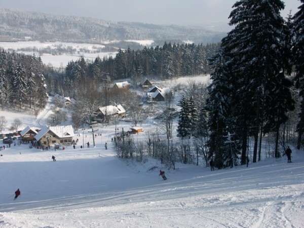 UBYTOVÁNÍ S BAZÉNEM