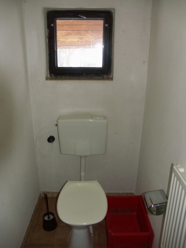 UBYTOVÁNÍ S BAZÉNEM