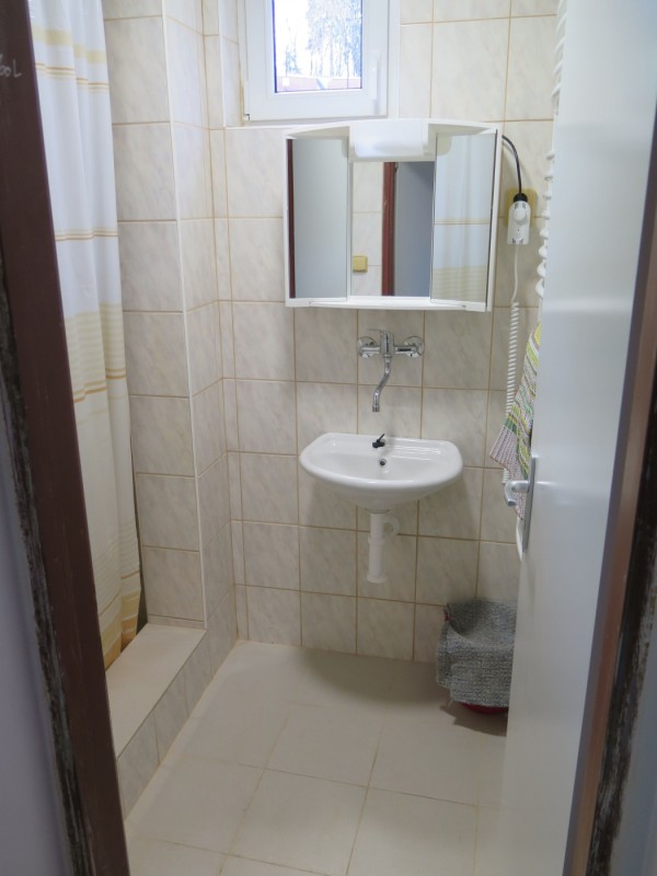 UBYTOVÁNÍ S BAZÉNEM