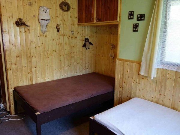 CHATA K PRONÁJMU U RYBNÍKA